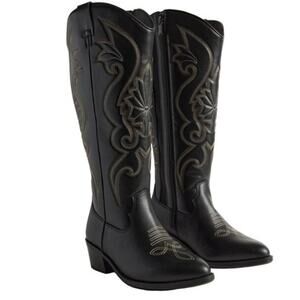 NWT TORRID Women’s Western Knee Boot Wide Calf Black Size 8 Country 2" Heel